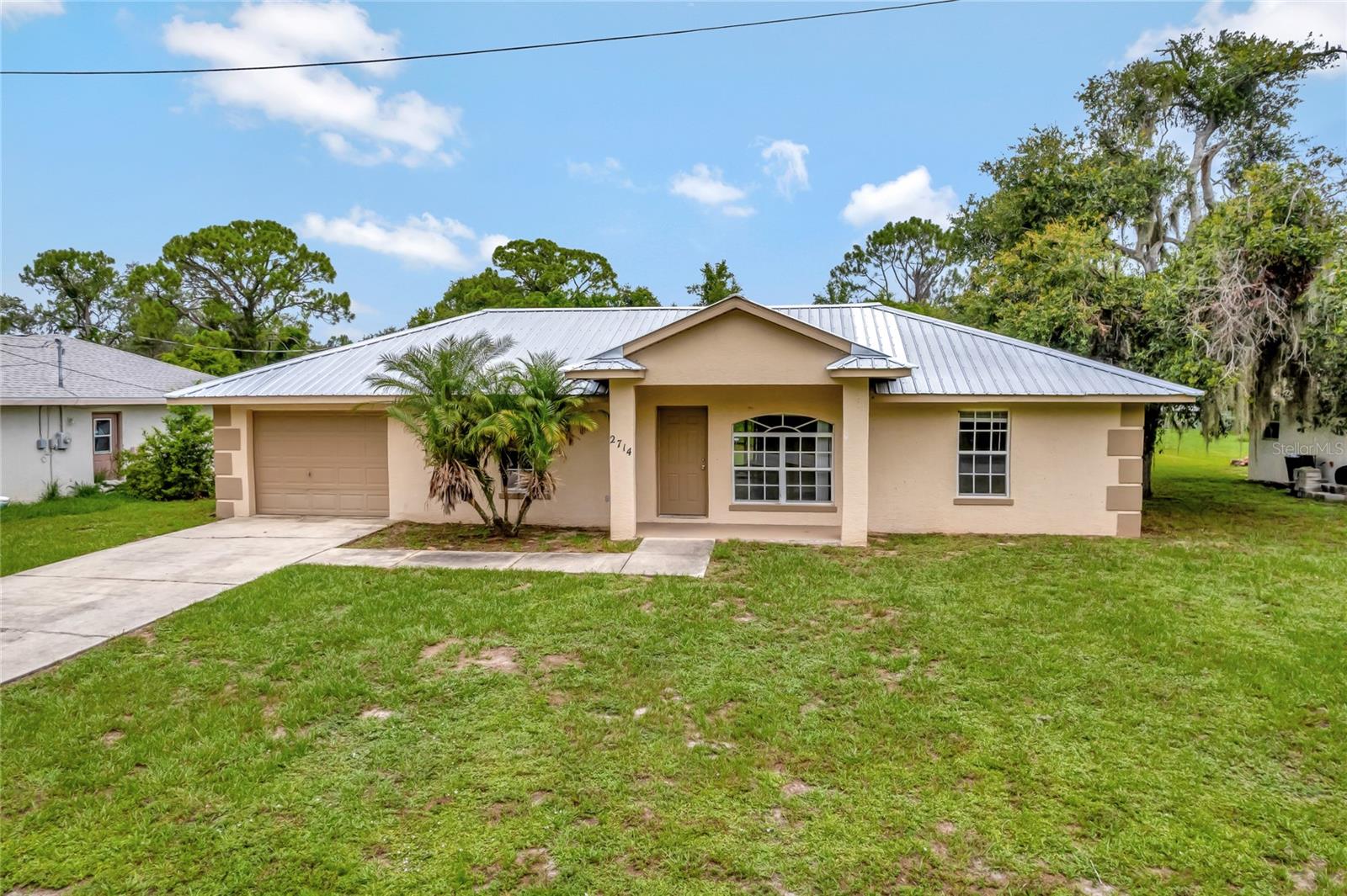 Image 33 of 39 For 2714 Valerie Boulevard