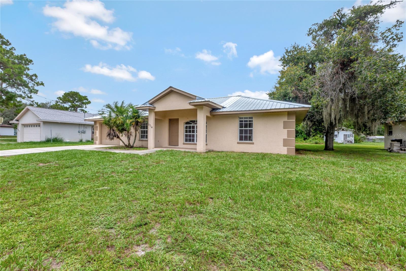 Image 34 of 39 For 2714 Valerie Boulevard