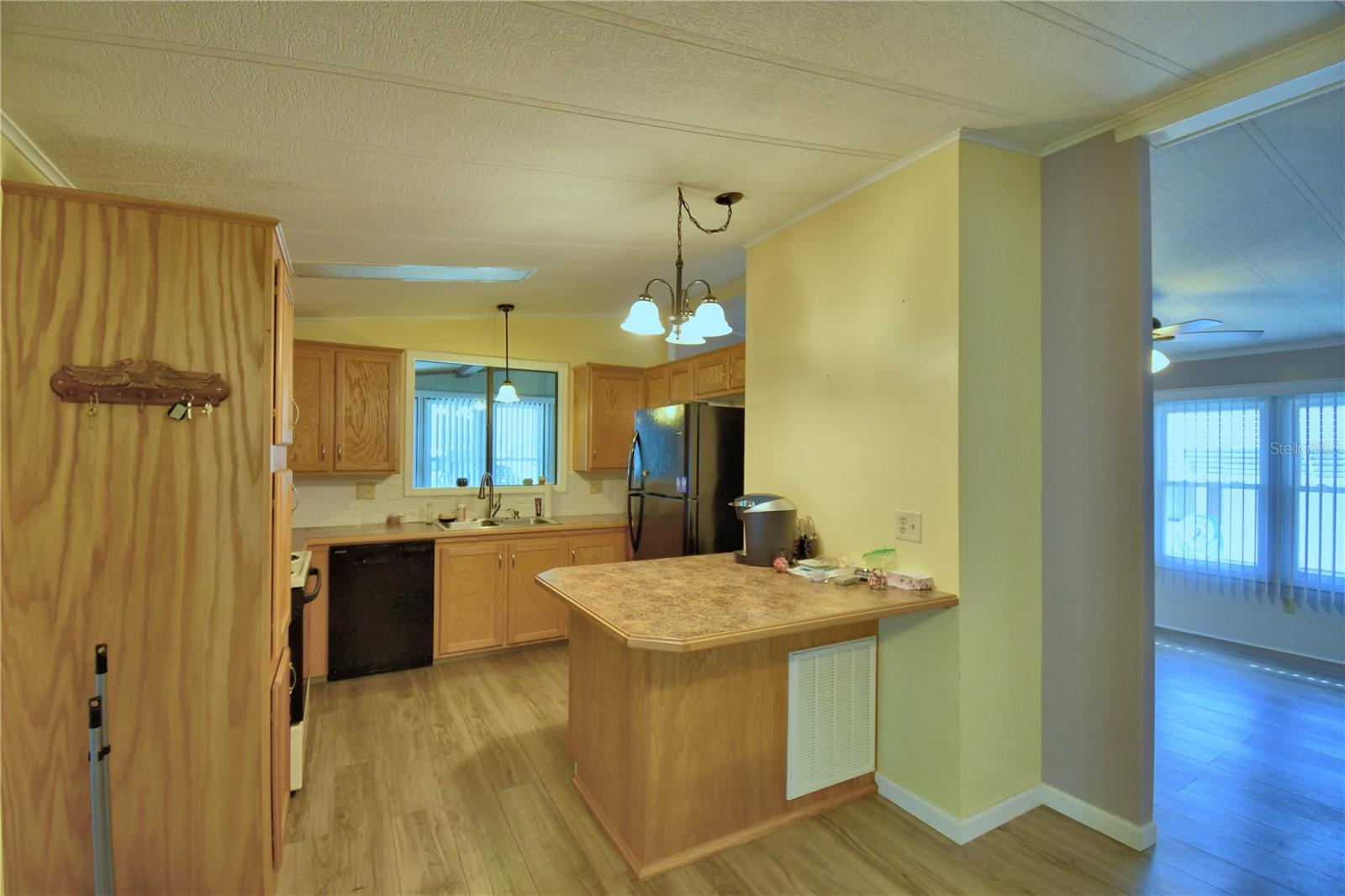 Image 15 of 68 For 4153 Rolling Oaks Drive