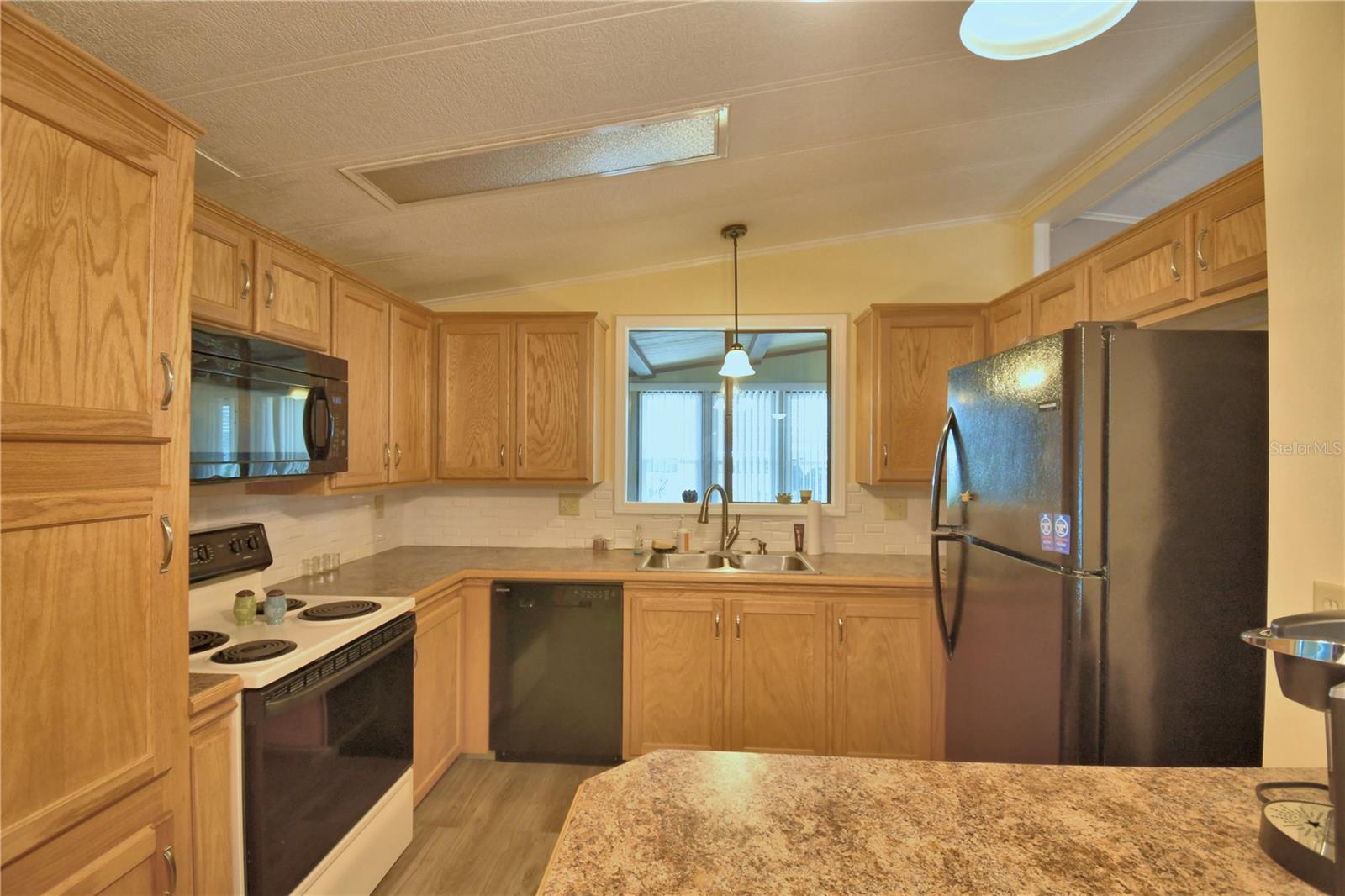 Image 16 of 68 For 4153 Rolling Oaks Drive