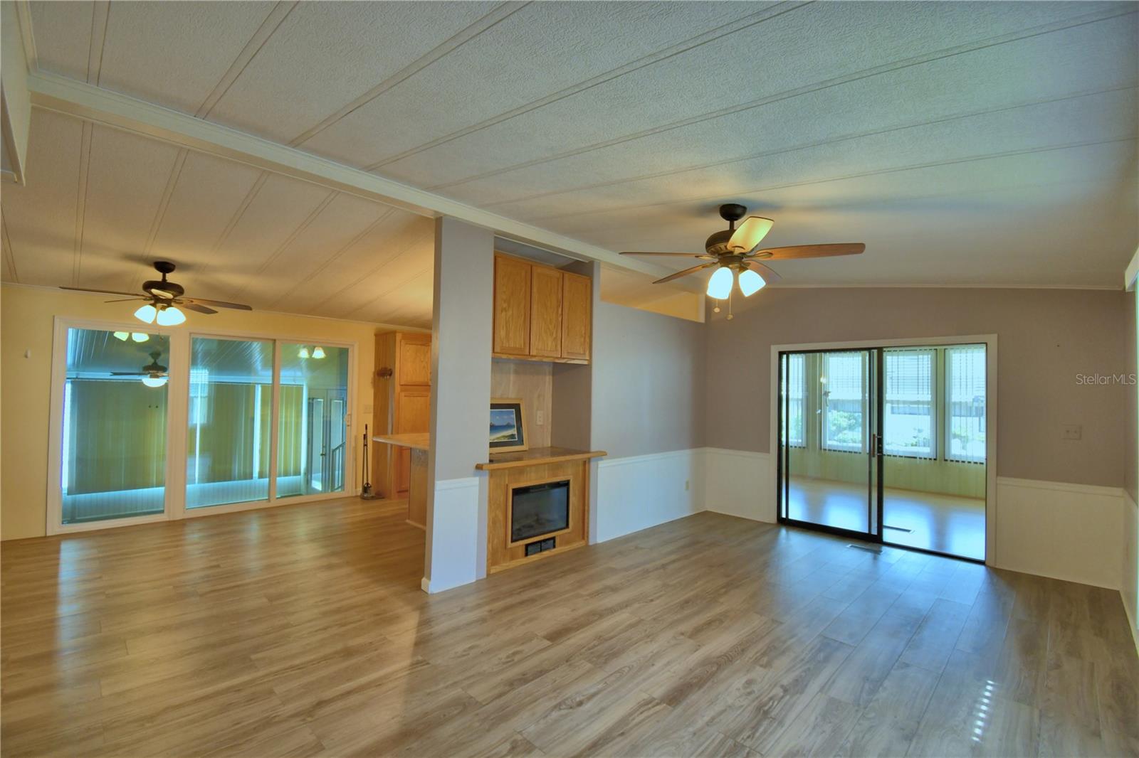 Image 20 of 68 For 4153 Rolling Oaks Drive