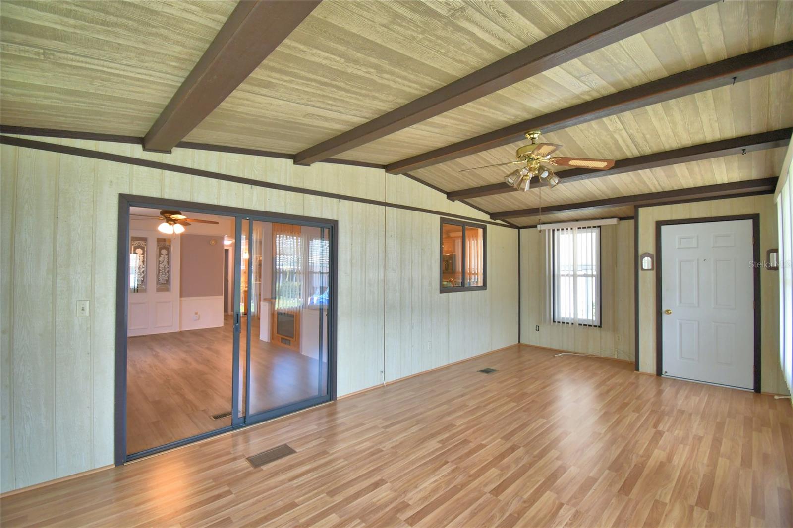 Image 24 of 68 For 4153 Rolling Oaks Drive