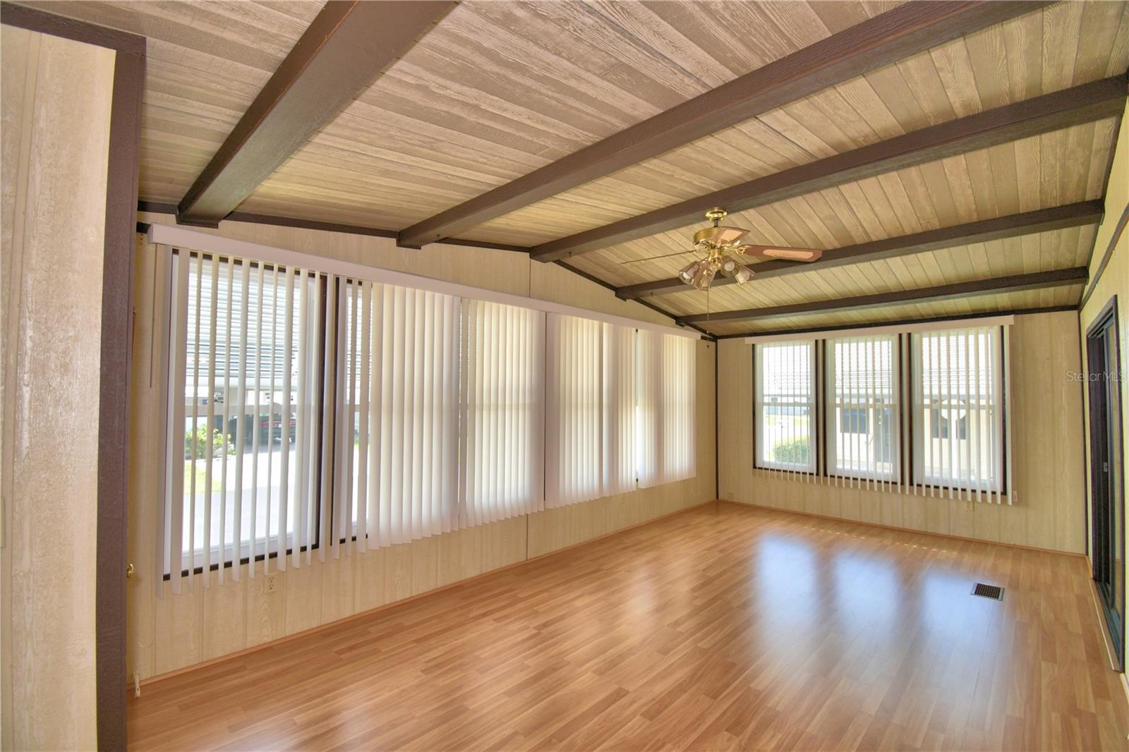 Image 26 of 68 For 4153 Rolling Oaks Drive