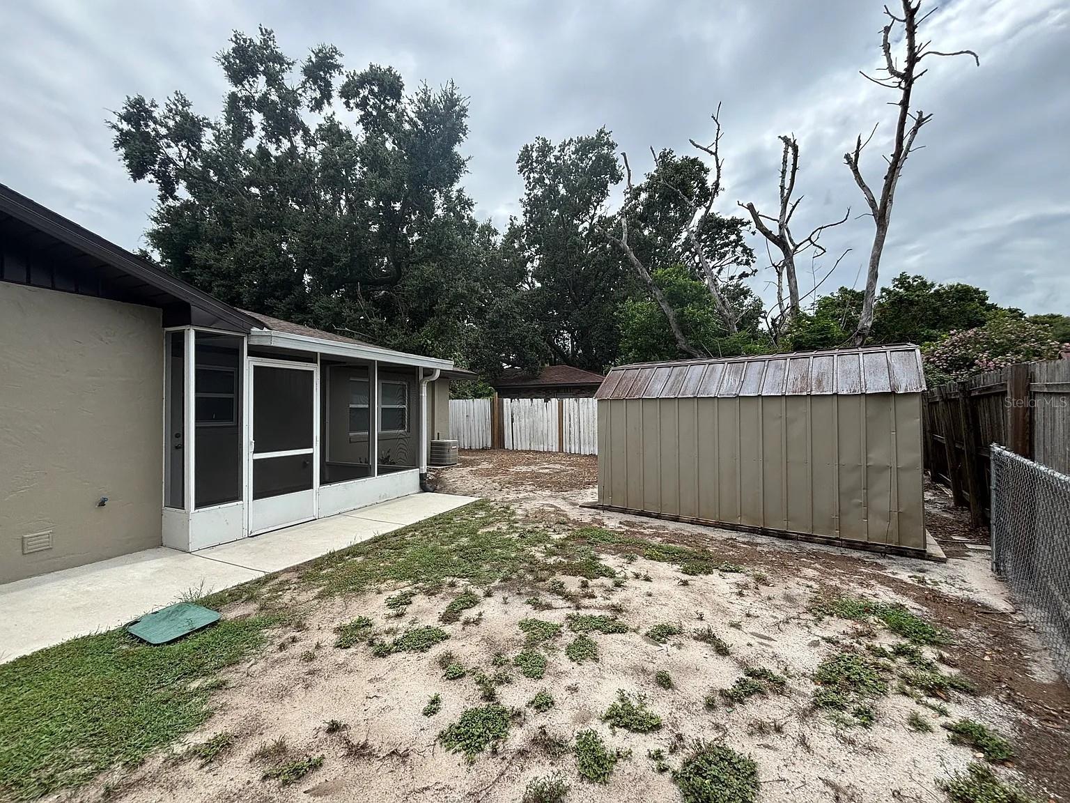 Image 11 of 11 For 2413 Avenue B Sw A