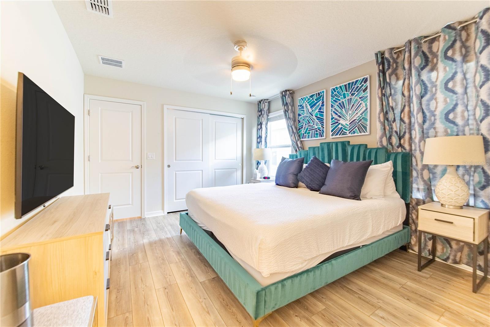 Image 29 of 43 For 2090 Lelani Circle