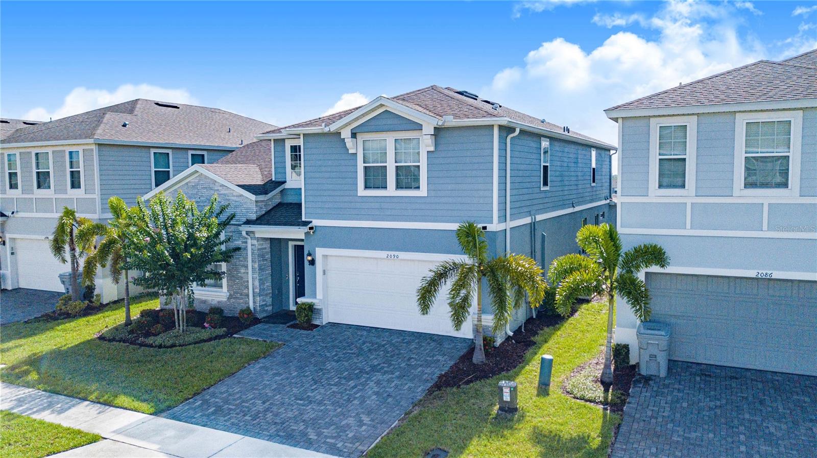 Image 3 of 43 For 2090 Lelani Circle