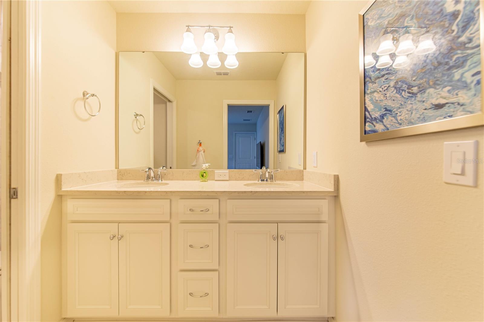 Image 30 of 43 For 2090 Lelani Circle