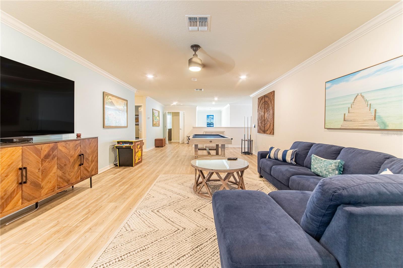 Image 34 of 43 For 2090 Lelani Circle