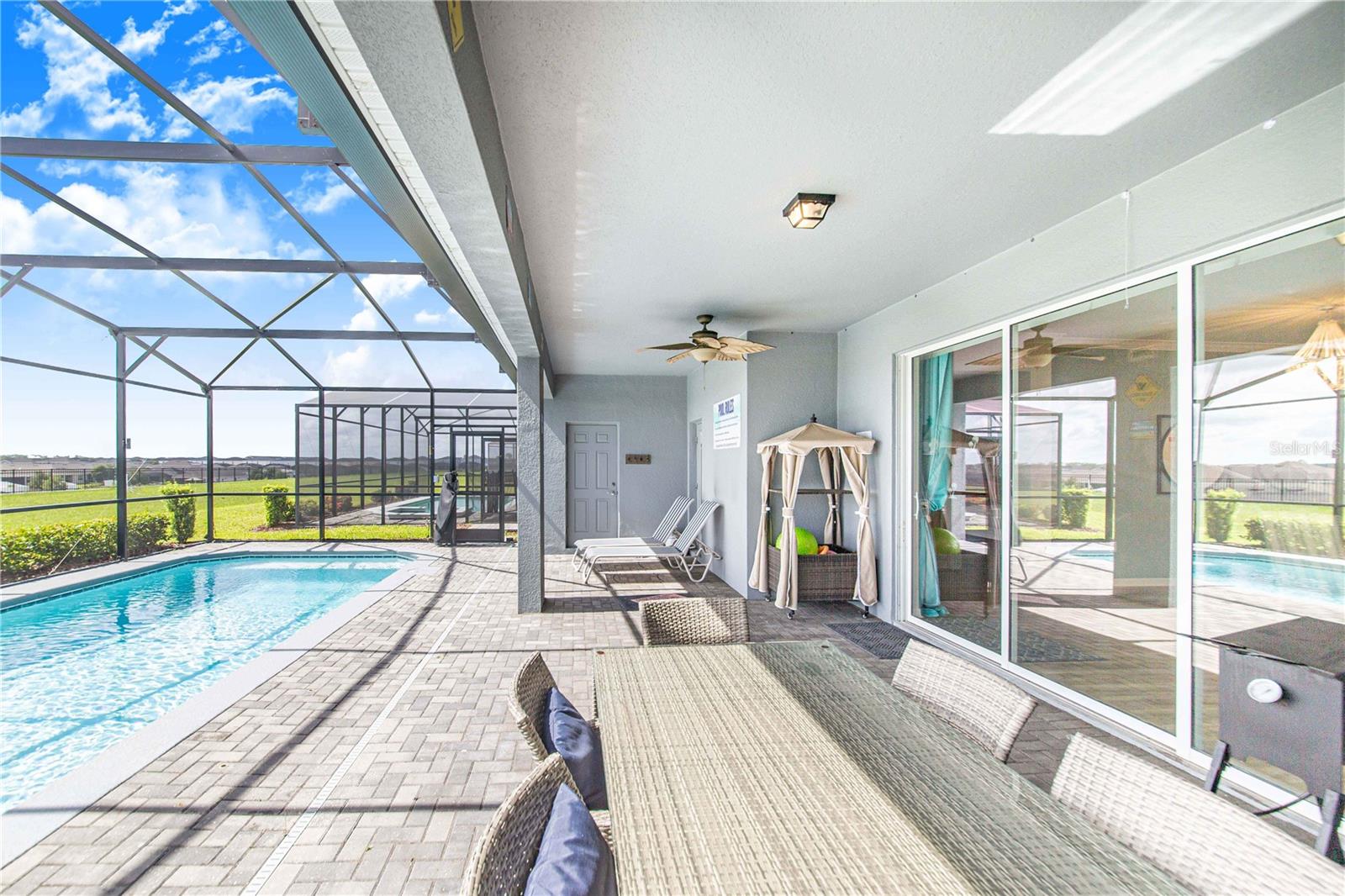 Image 6 of 43 For 2090 Lelani Circle