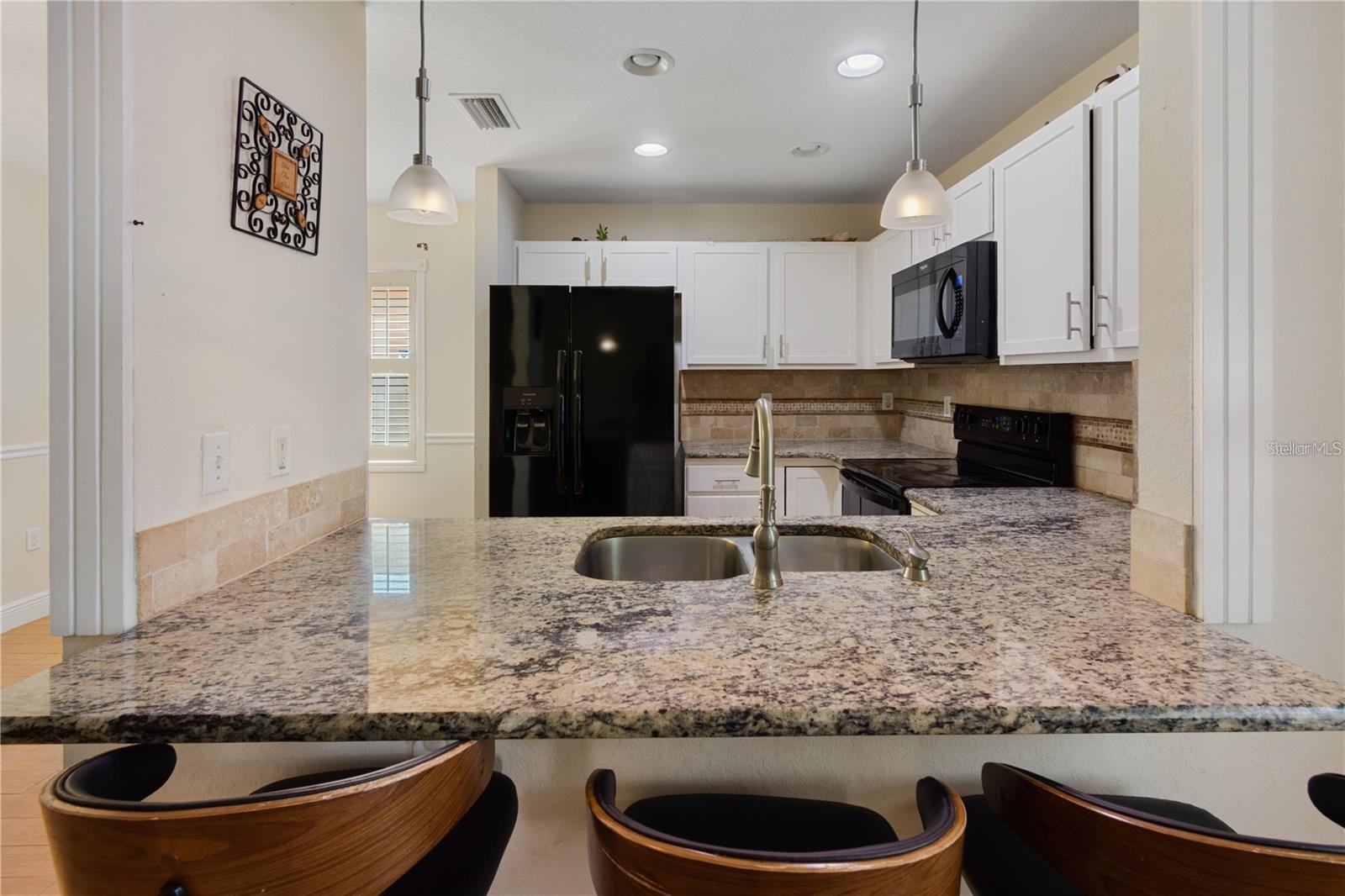 Image 6 of 18 For 6610 Crescent Loop