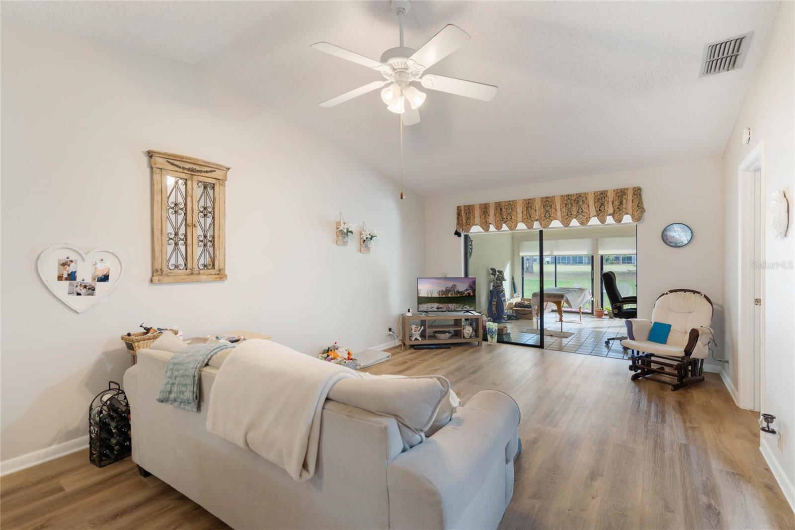 Image 8 of 26 For 2254 Firestone Place 2254