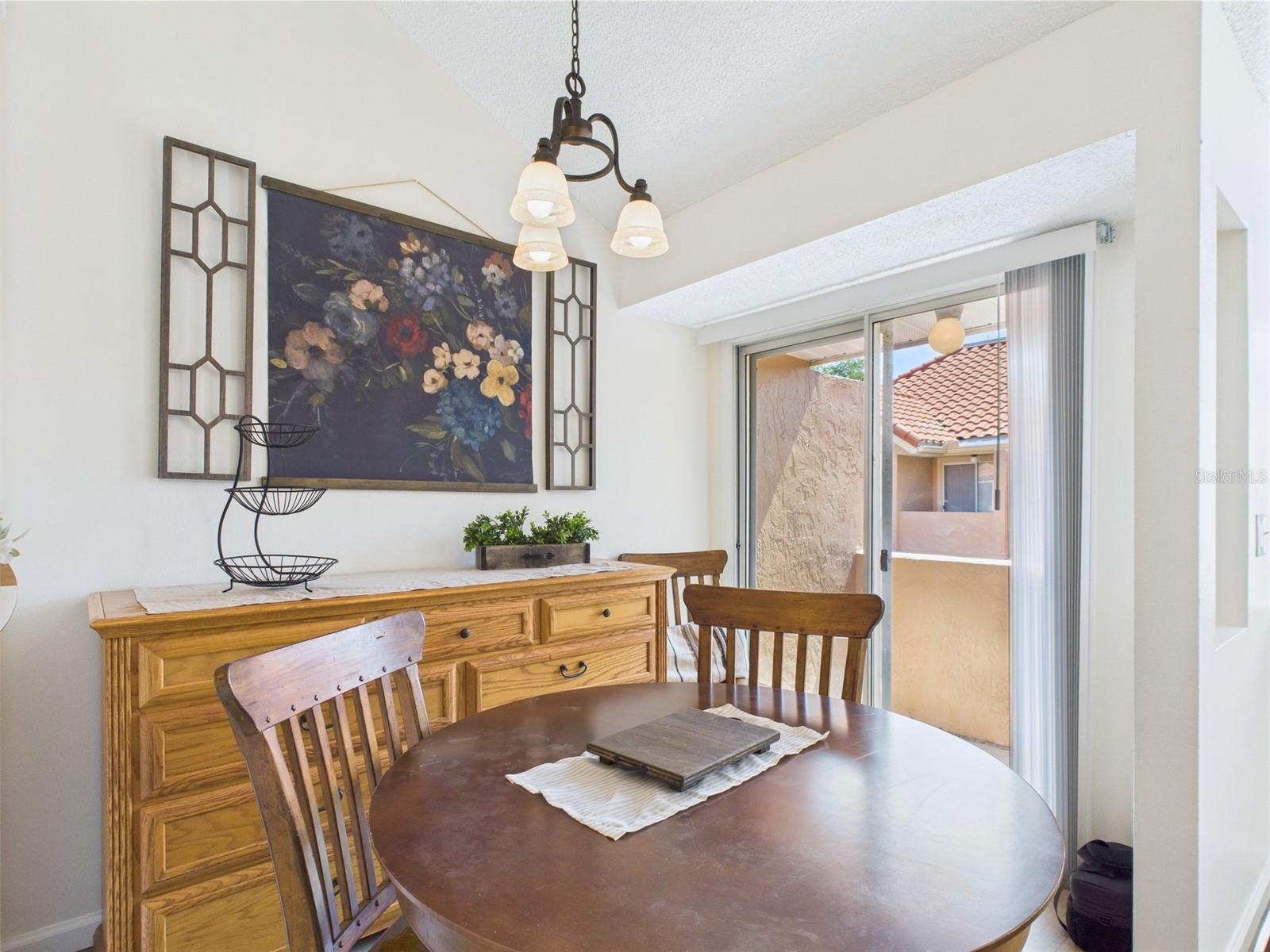 Image 3 of 9 For 8307 Waterview Way 8307