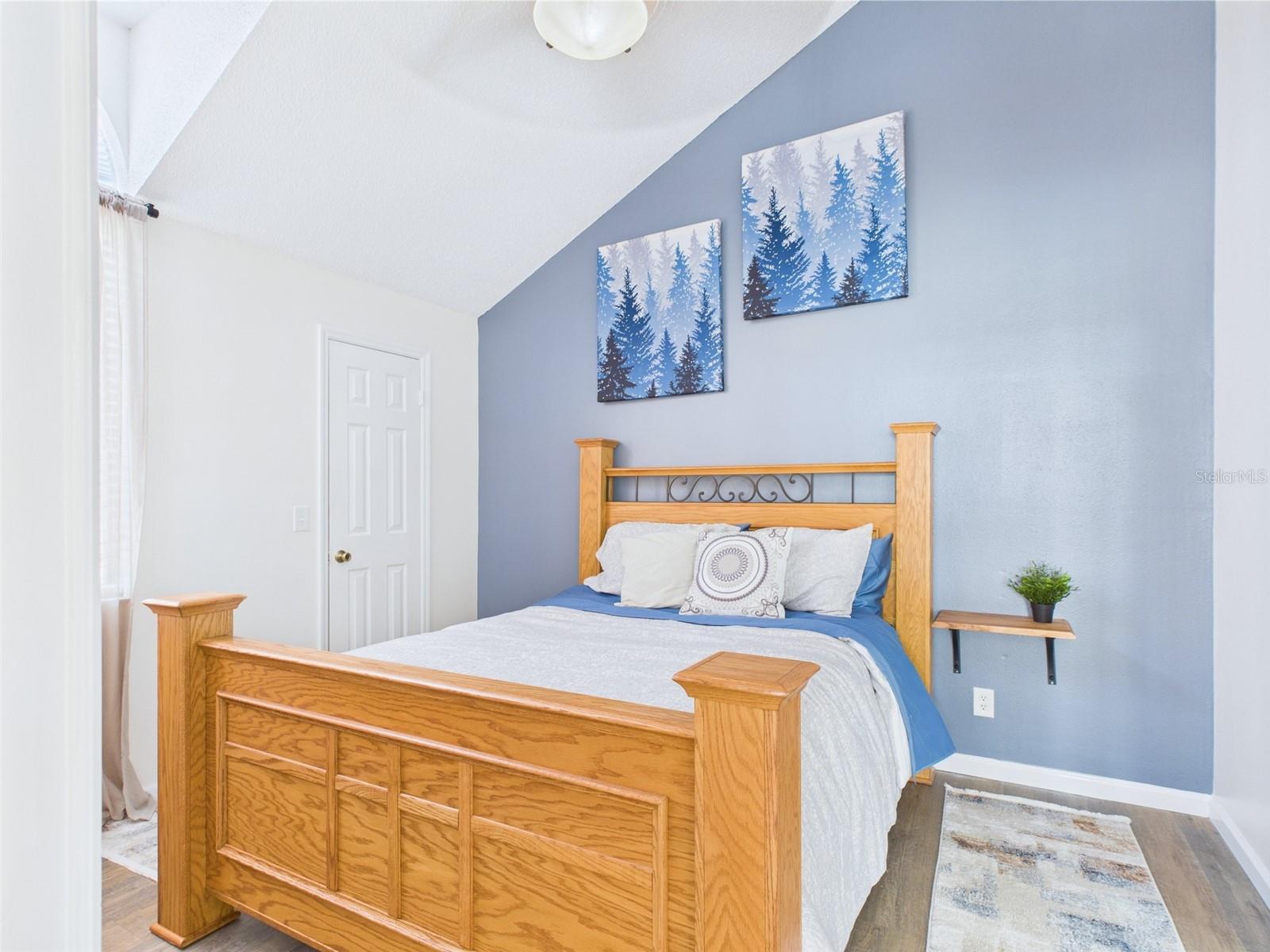 Image 6 of 9 For 8307 Waterview Way 8307