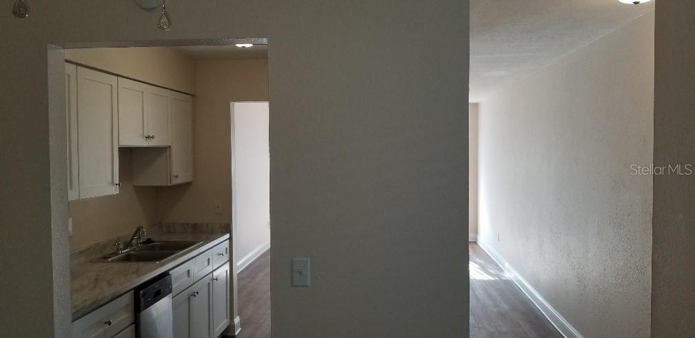 Image 4 of 19 For 1814 3rd Street Se C