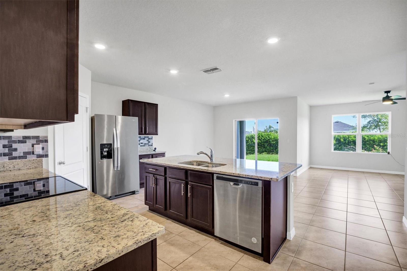 Image 15 of 47 For 1596 Leamington Lane