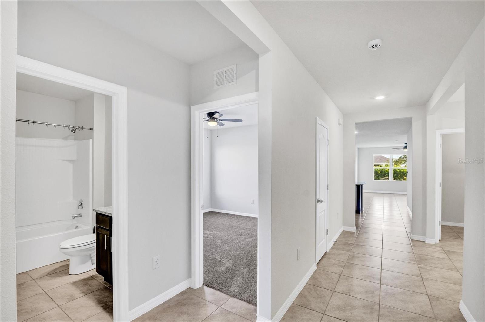 Image 6 of 47 For 1596 Leamington Lane