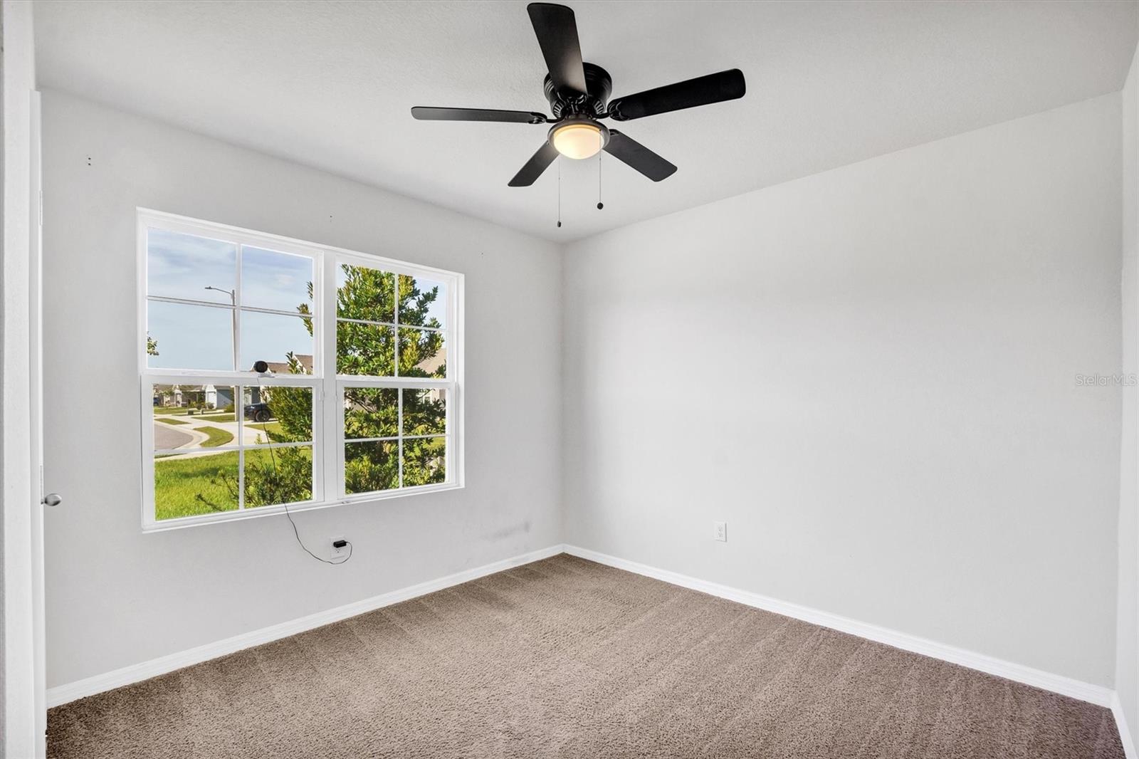 Image 7 of 47 For 1596 Leamington Lane