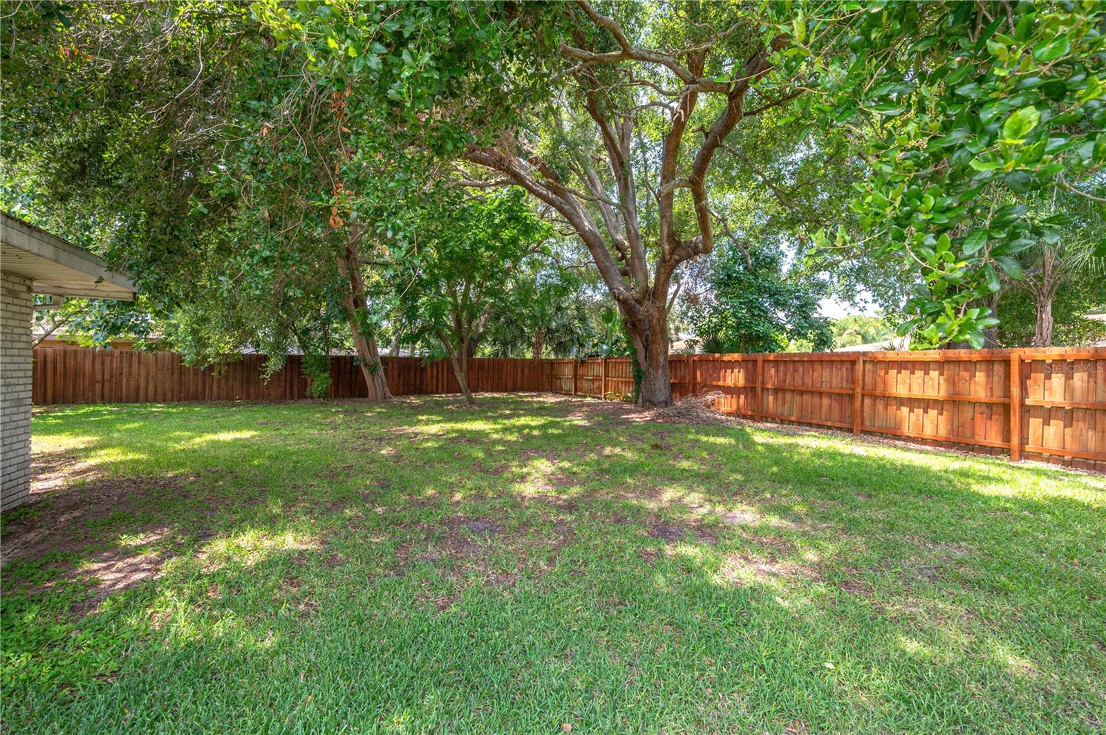 Image 9 of 35 For 305 Hernando Road