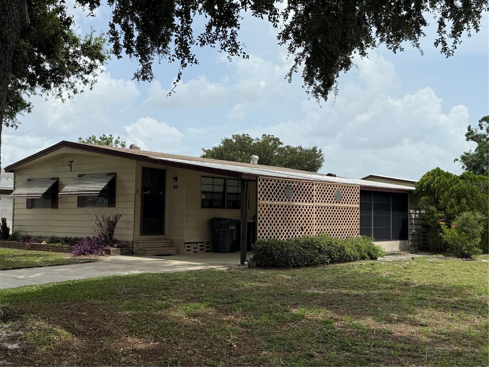 Details for 6204 Knotty Pine Drive Se, WINTER HAVEN, FL 33884