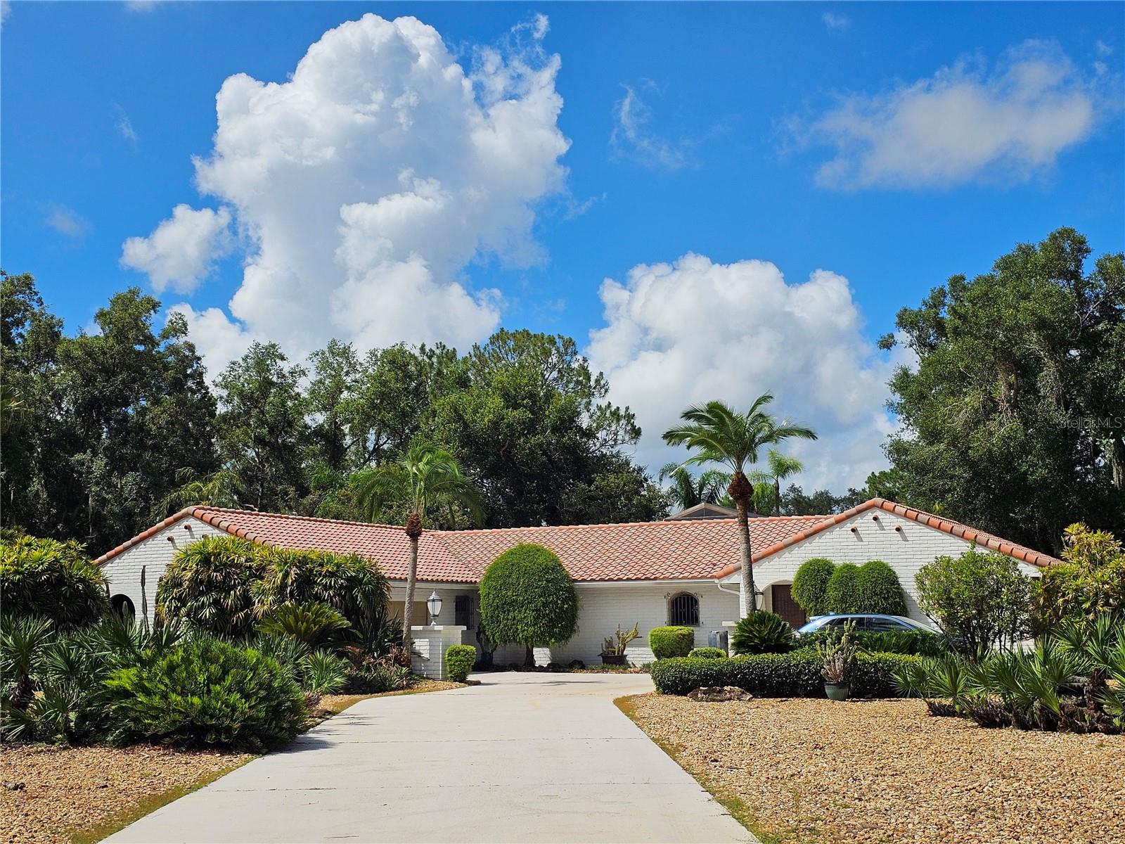 Details for 200 Island Way, WINTER HAVEN, FL 33884