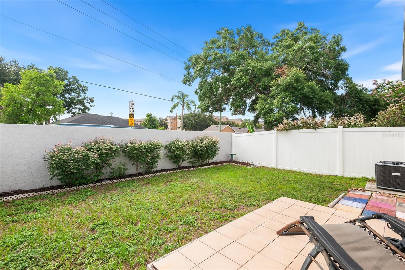 Image 30 of 42 For 222 Carpenters Way 73