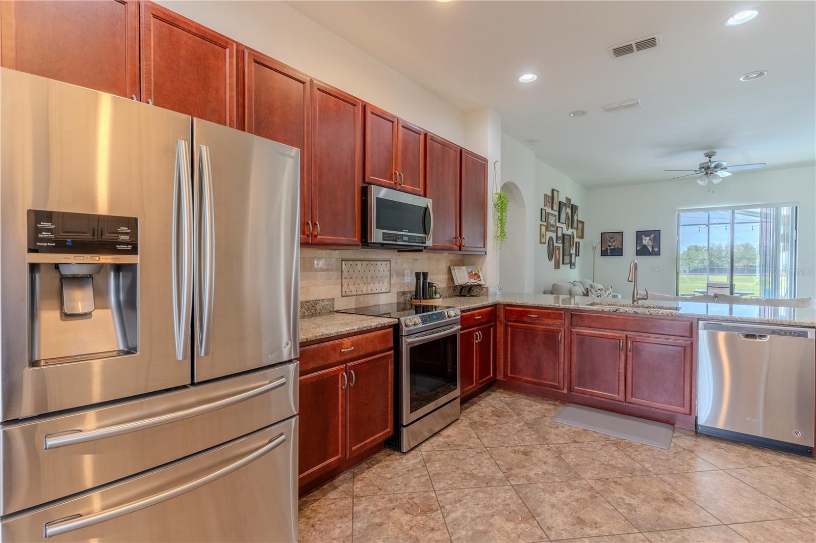 Image 13 of 36 For 284 Bentley Oaks Boulevard