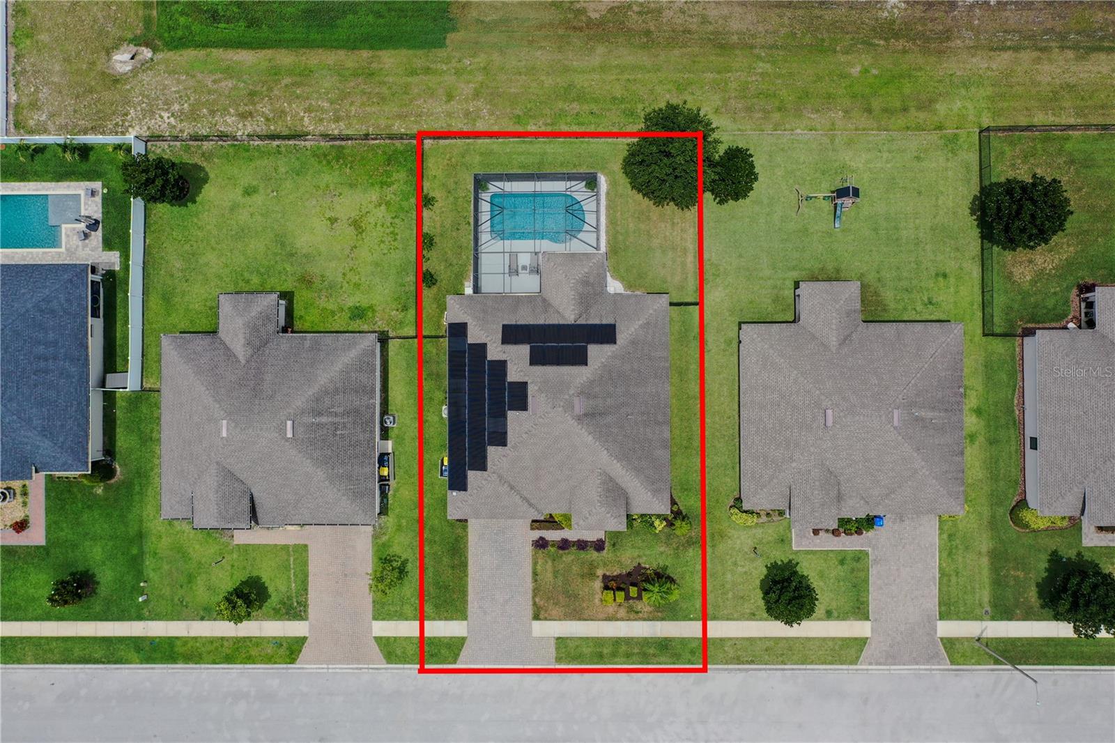 Image 6 of 36 For 284 Bentley Oaks Boulevard