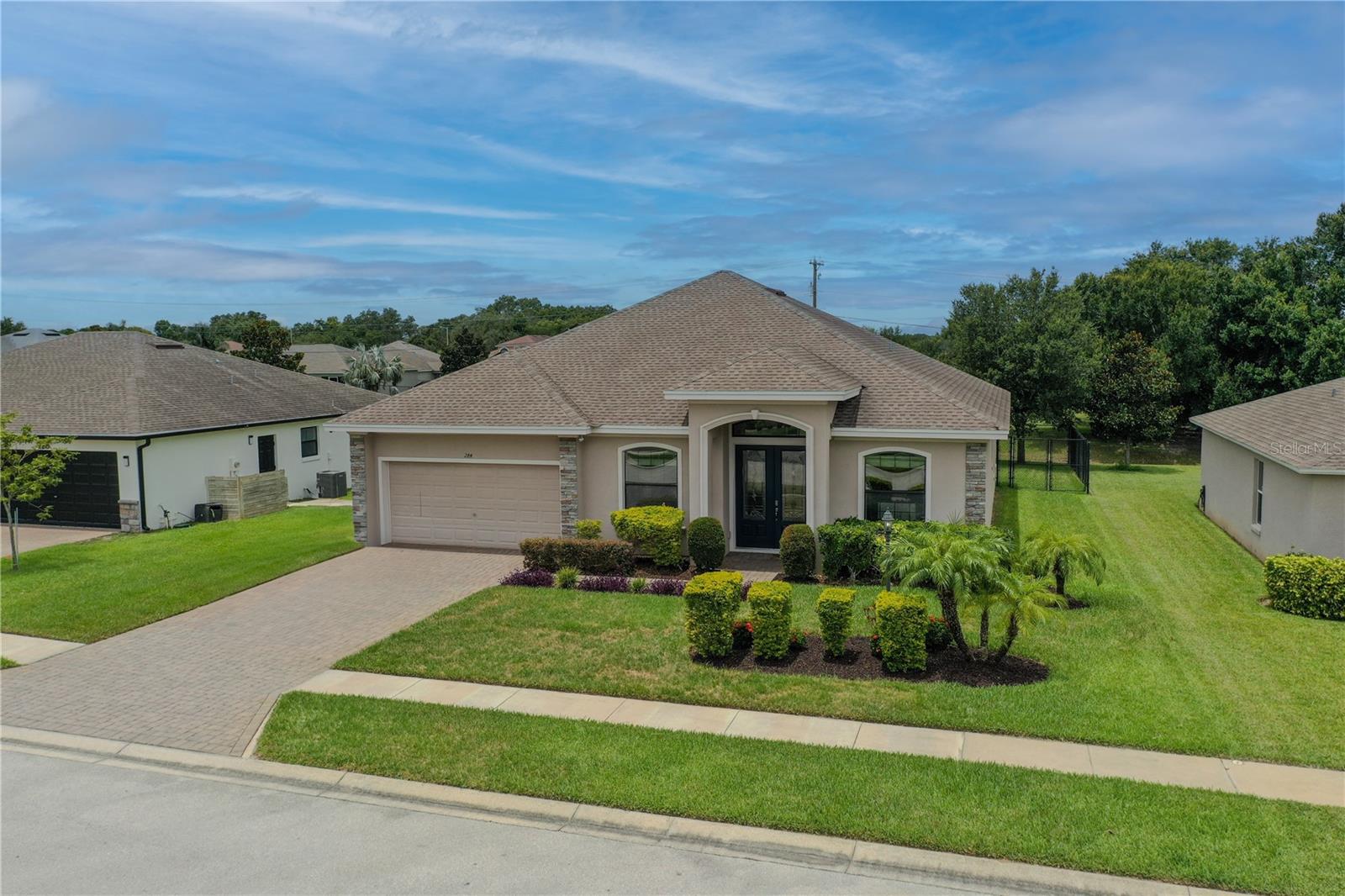Image 8 of 36 For 284 Bentley Oaks Boulevard