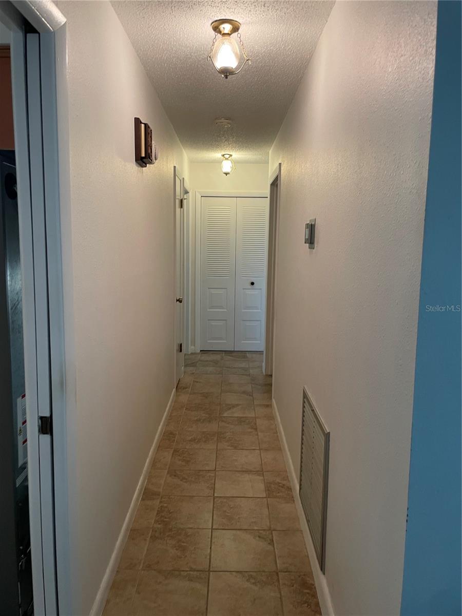 Image 11 of 29 For 2818 Summit Drive