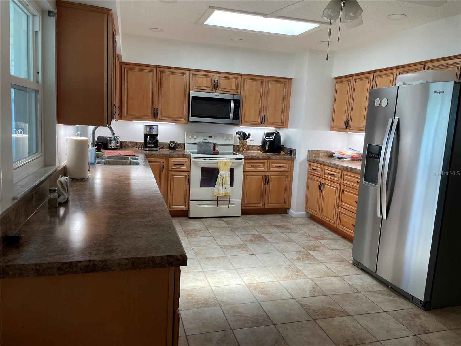 Image 8 of 29 For 2818 Summit Drive