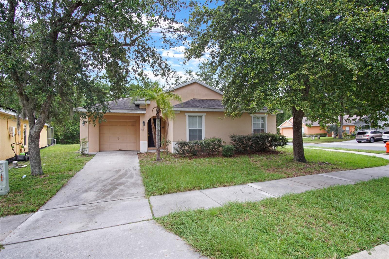 Image 2 of 42 For 103 Ridgebrook Court