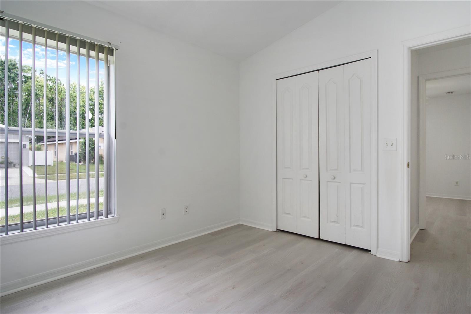 Image 37 of 42 For 103 Ridgebrook Court