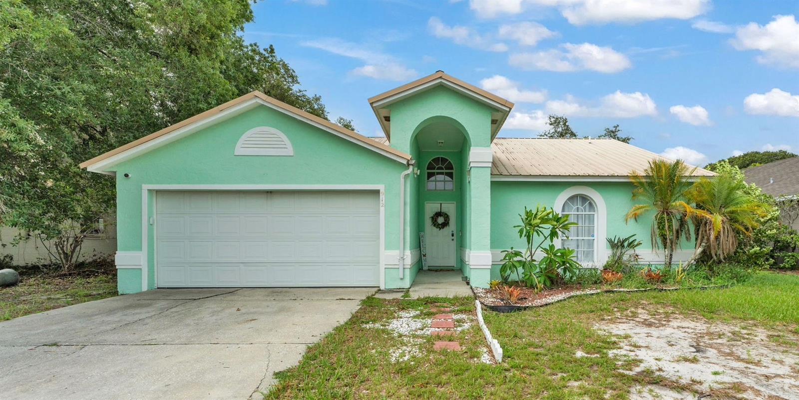 Details for 912 Whisper Lake Drive, WINTER HAVEN, FL 33880