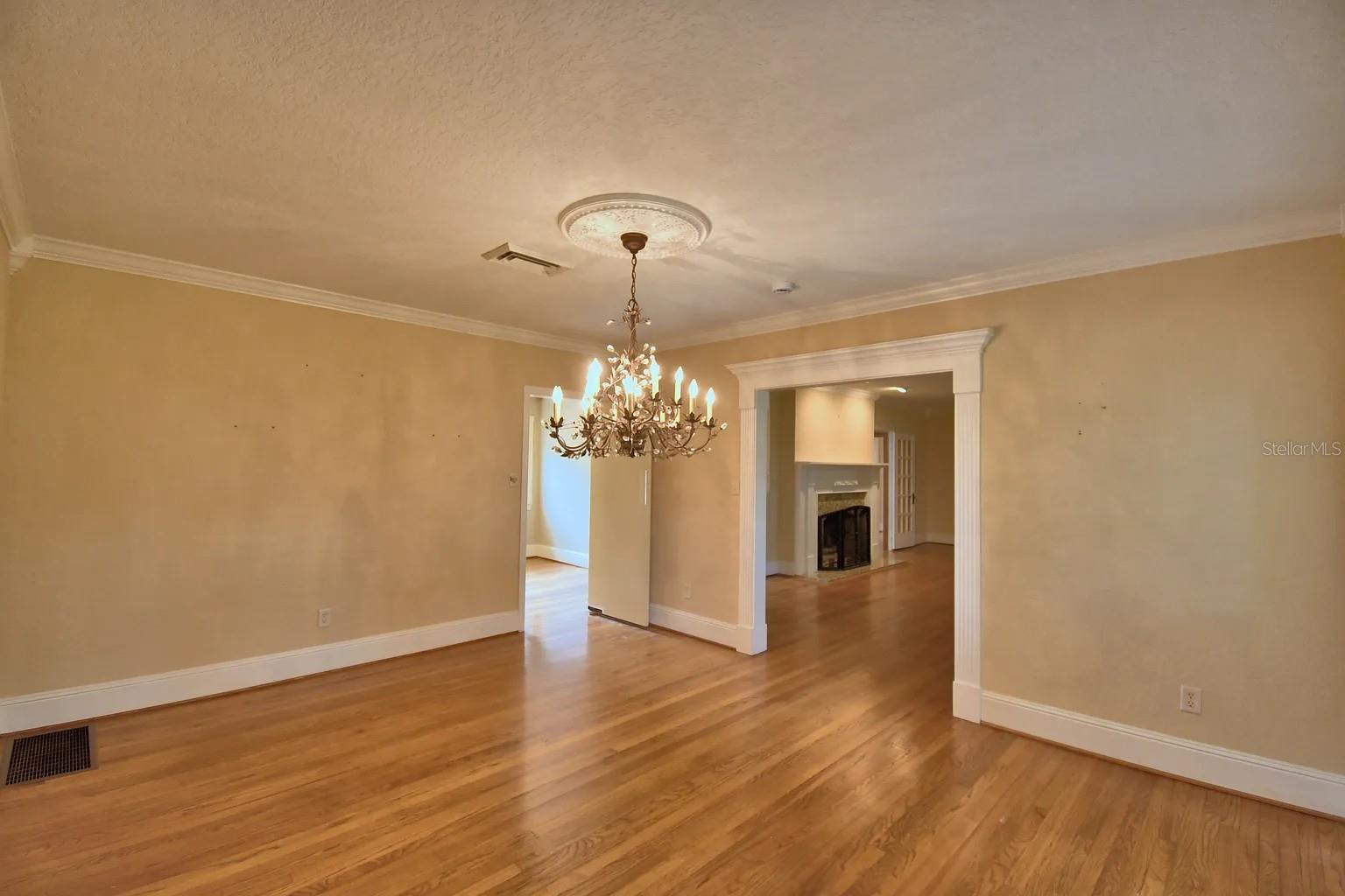 Image 12 of 45 For 109 Hickory Drive