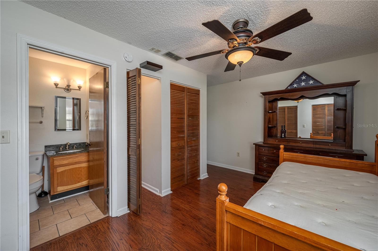 Image 8 of 32 For 41 20th Street 31