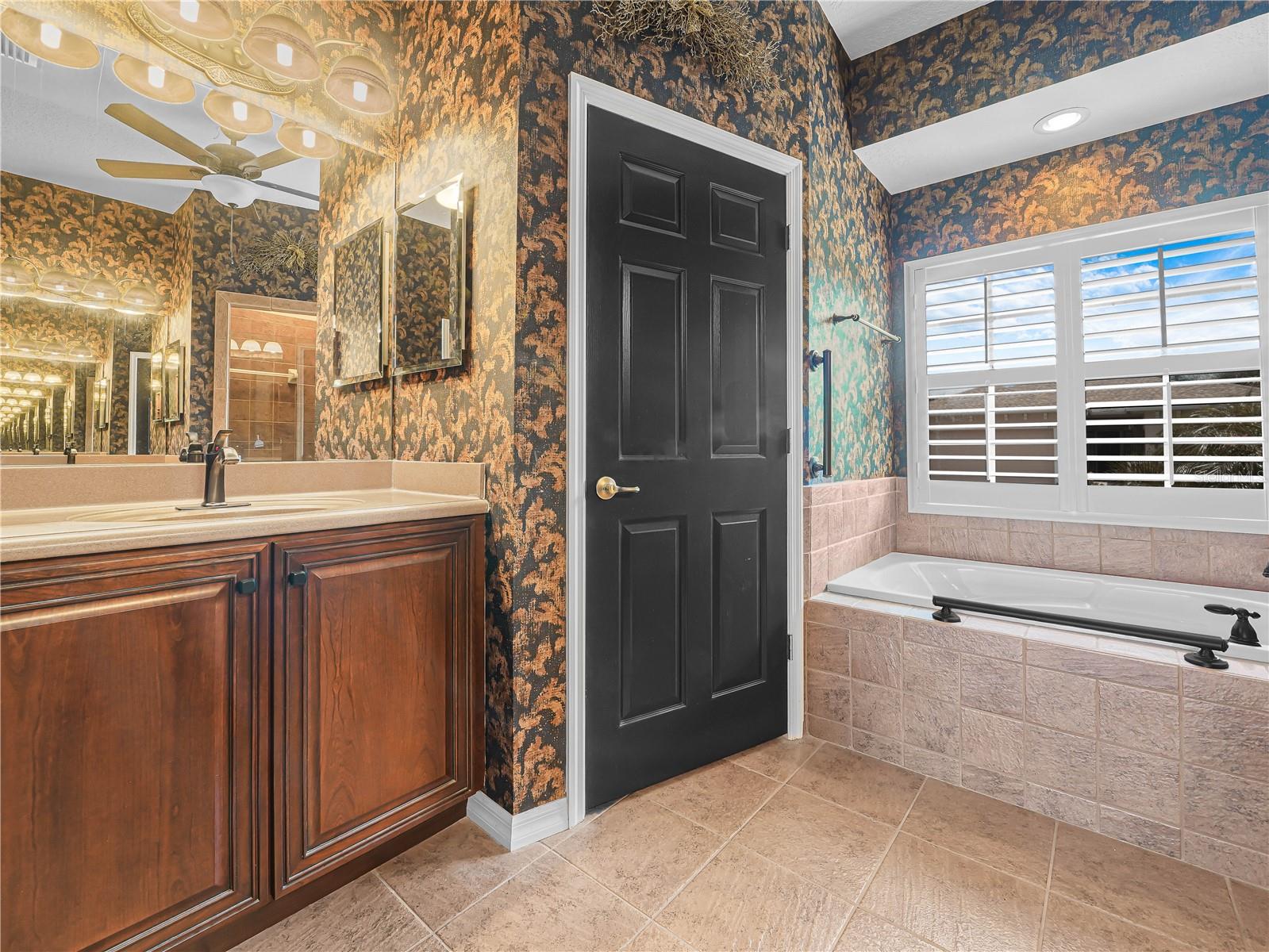 Image 18 of 74 For 4072 Birkdale Drive