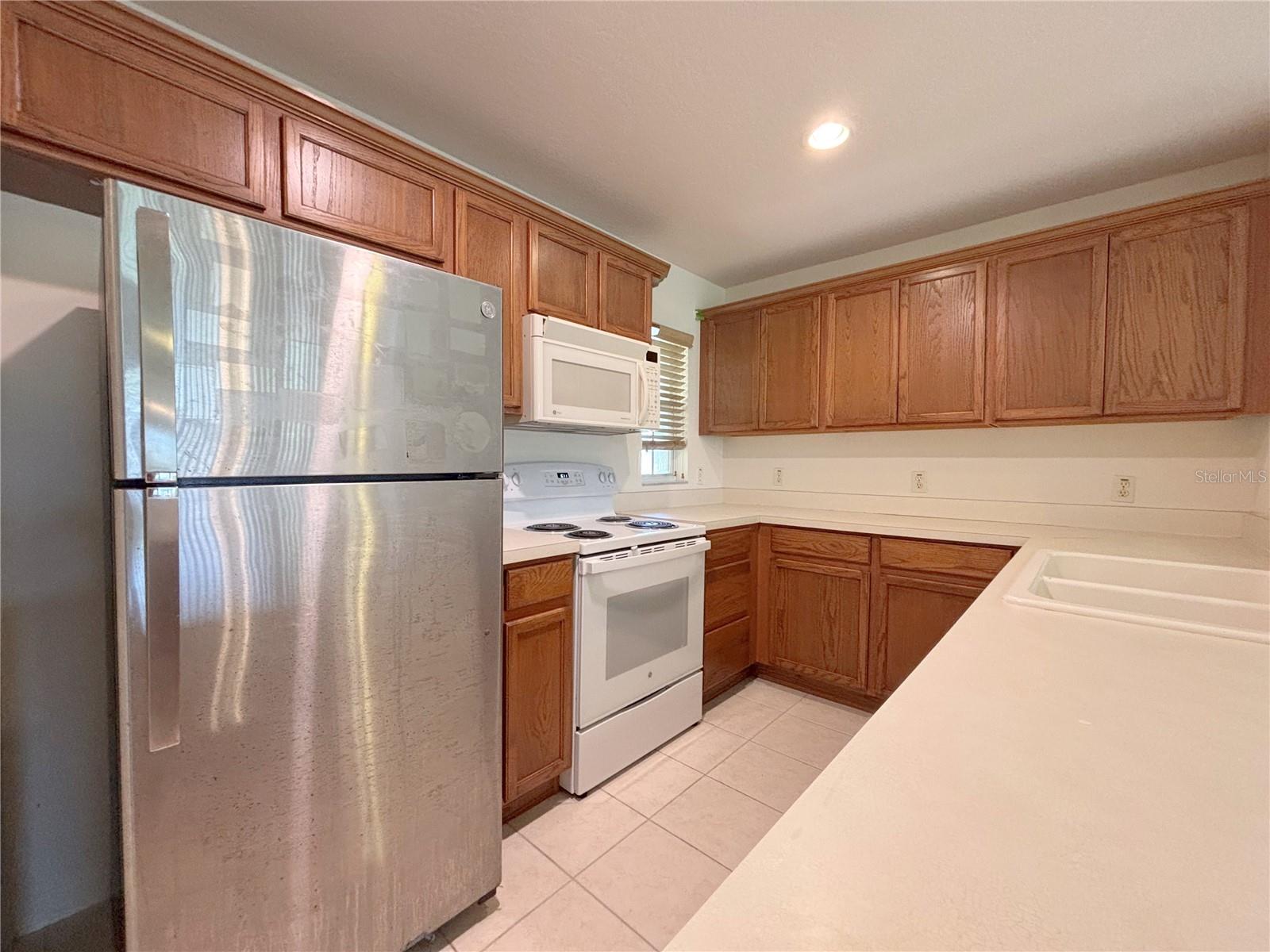 Image 4 of 49 For 4412 Turnberry Lane