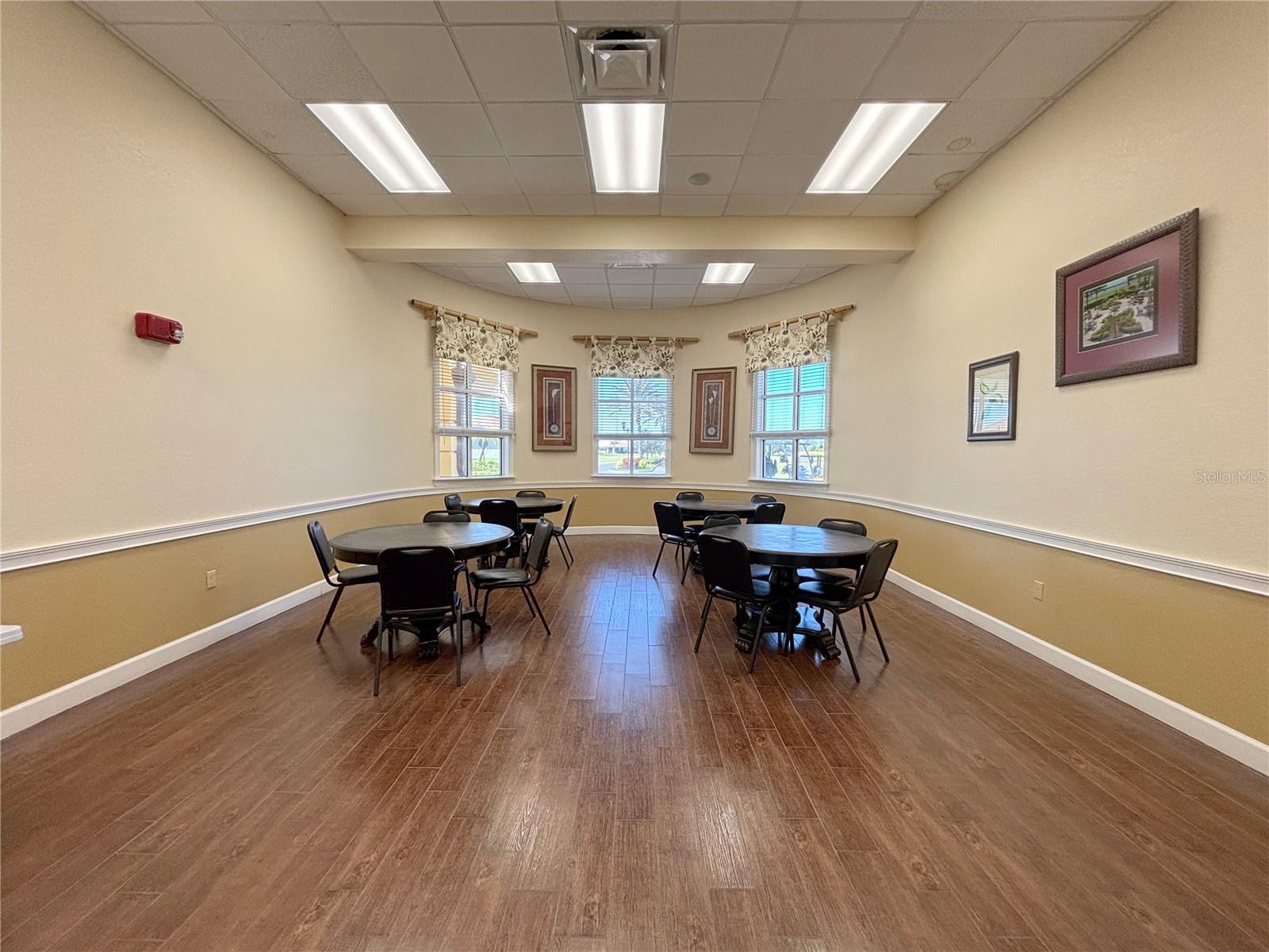 Image 43 of 49 For 4412 Turnberry Lane