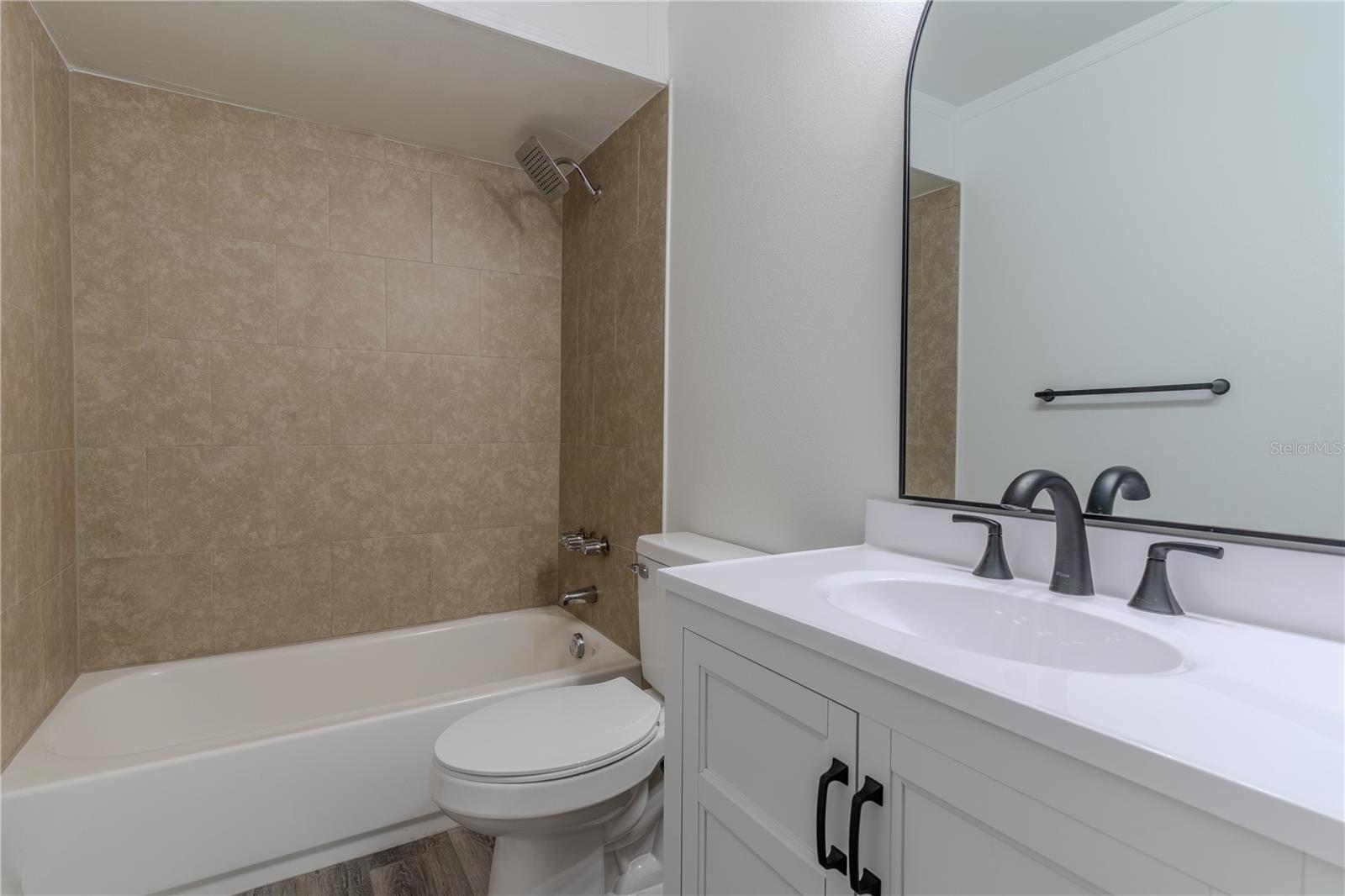 Image 17 of 26 For 7309 Thomas Jefferson Circle E