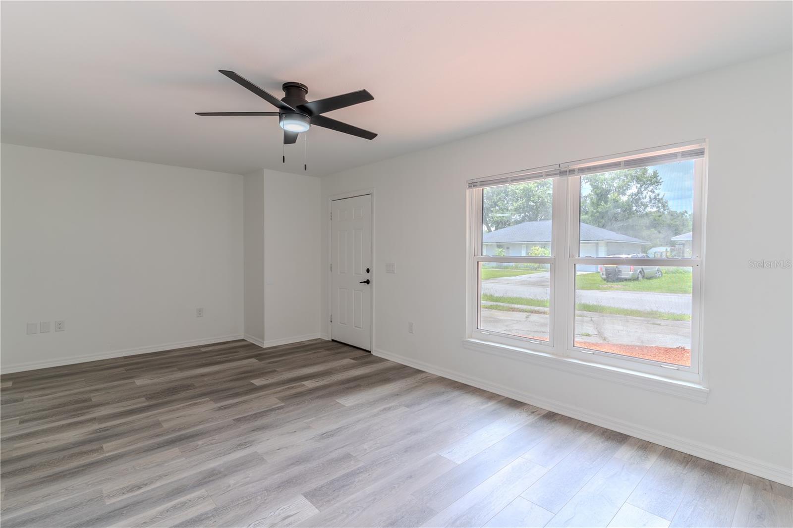 Image 8 of 26 For 7309 Thomas Jefferson Circle E