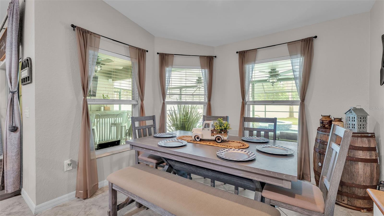 Image 18 of 53 For 242 Kissengen Park Drive