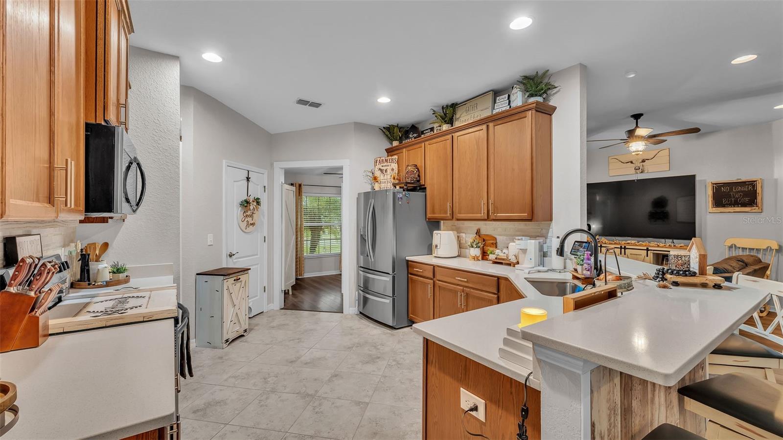 Image 20 of 53 For 242 Kissengen Park Drive