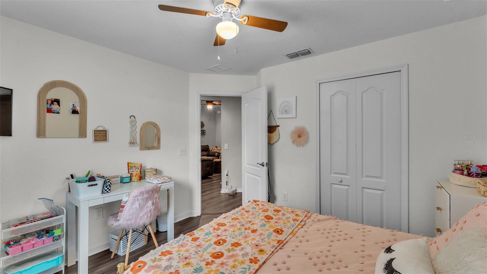 Image 31 of 53 For 242 Kissengen Park Drive