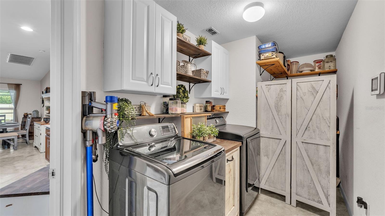 Image 39 of 53 For 242 Kissengen Park Drive