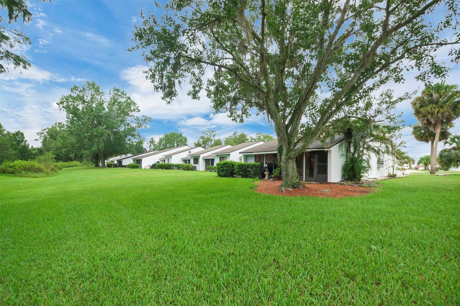 Image 32 of 47 For 455 Prestwick Place 455
