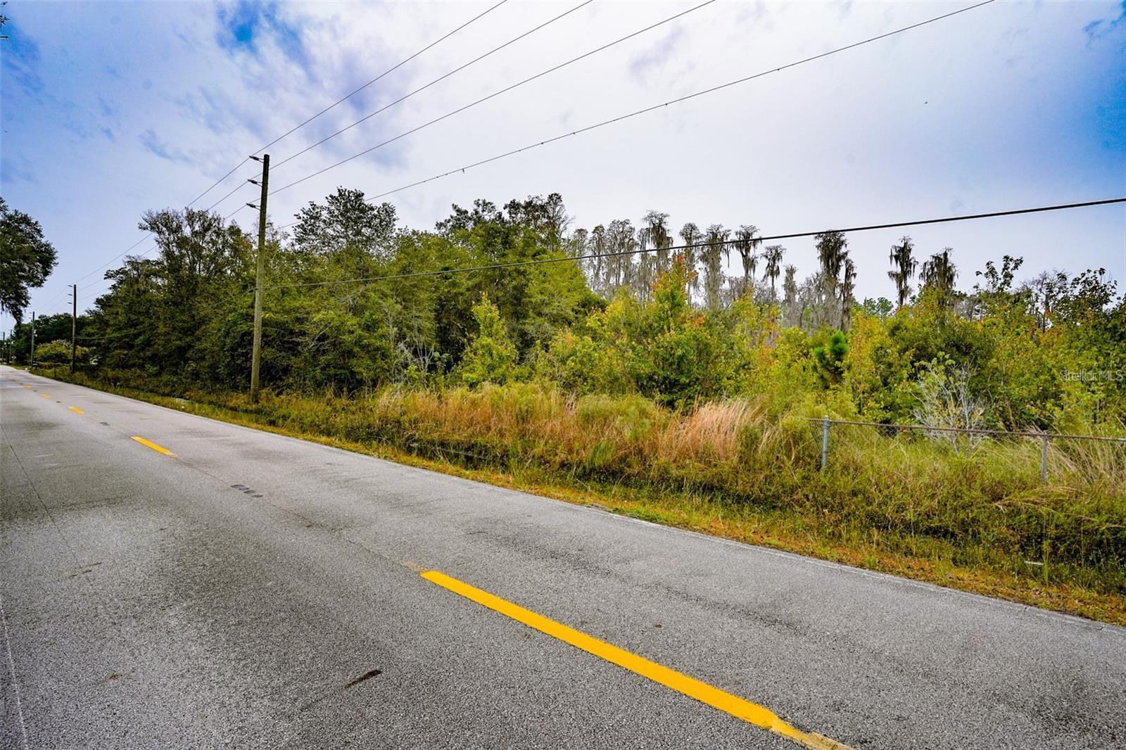 Image 2 of 2 For Lakeland Acres Road