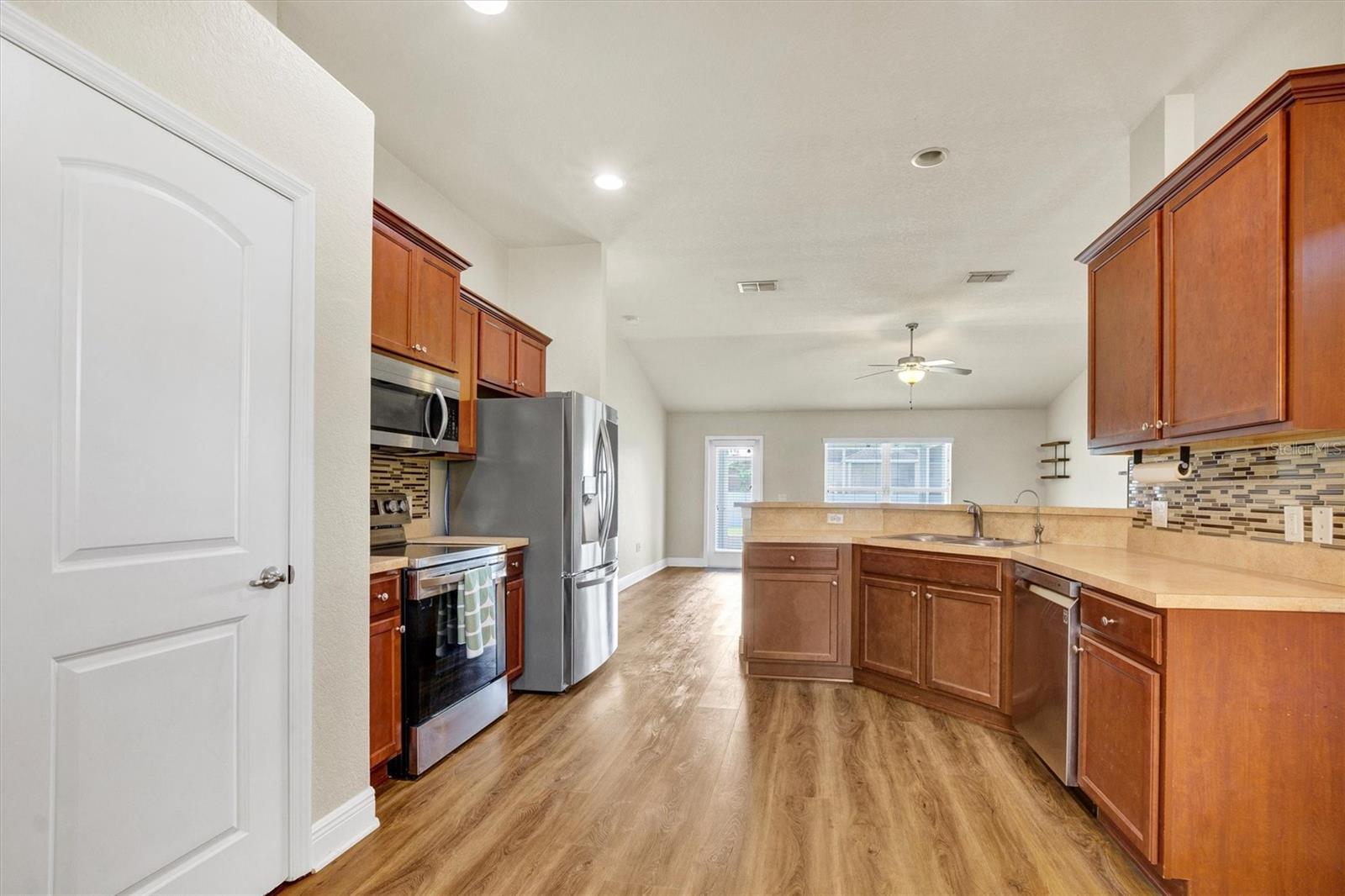 Image 10 of 47 For 4569 Mandolin Boulevard