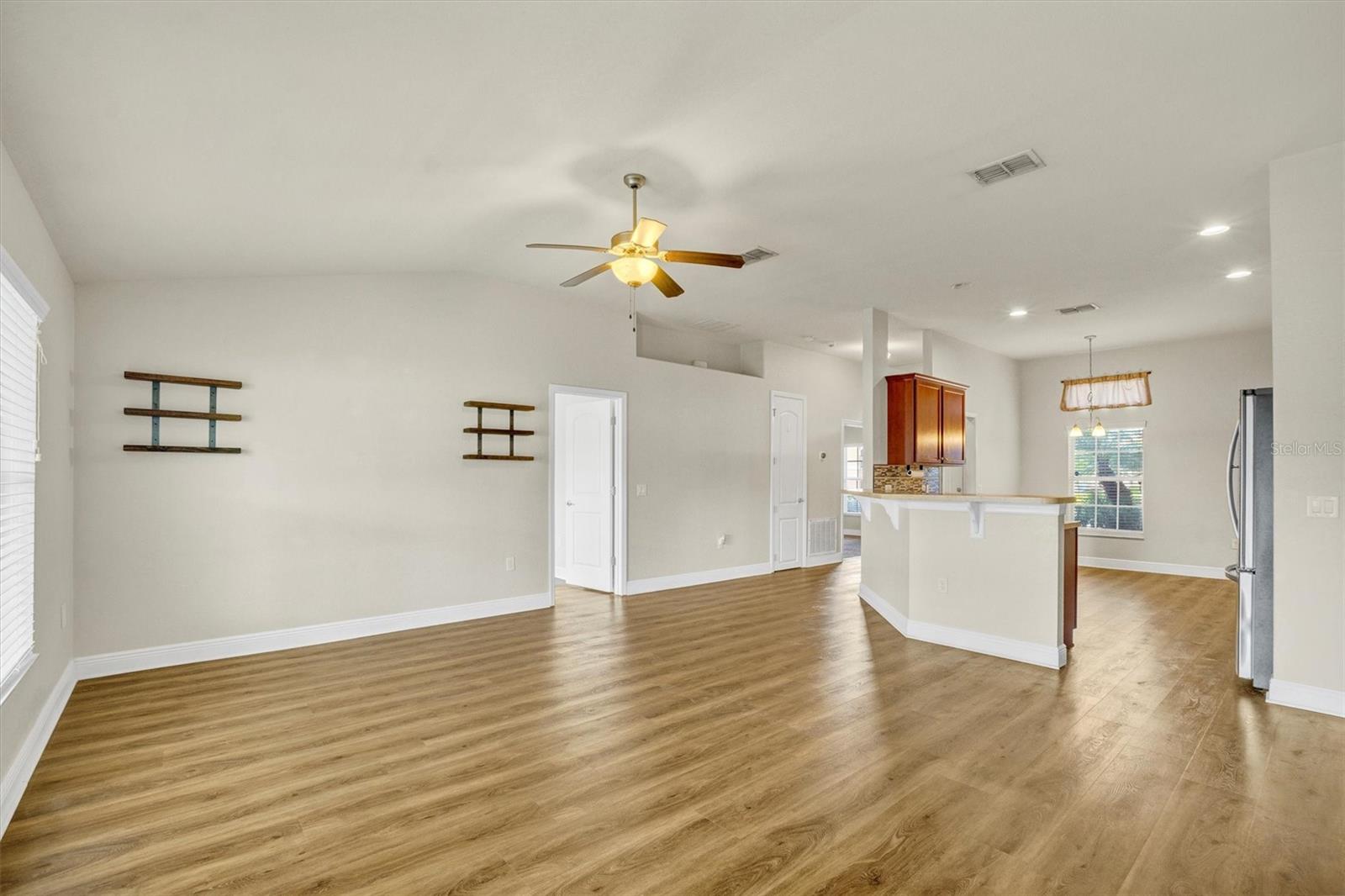 Image 15 of 47 For 4569 Mandolin Boulevard