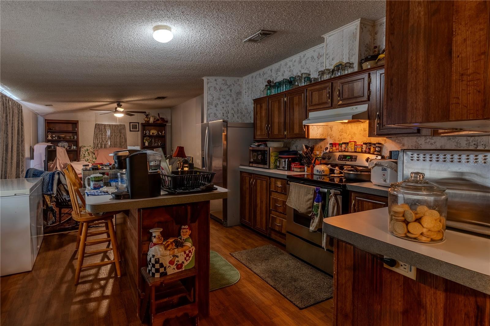 Image 11 of 25 For 280 Dyson Road