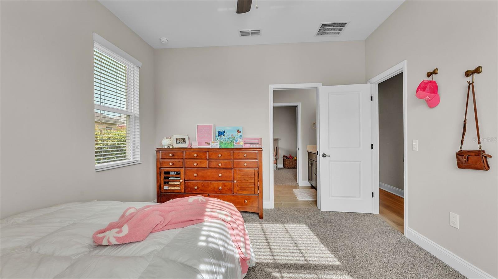 Image 63 of 64 For 689 Shanklin Avenue